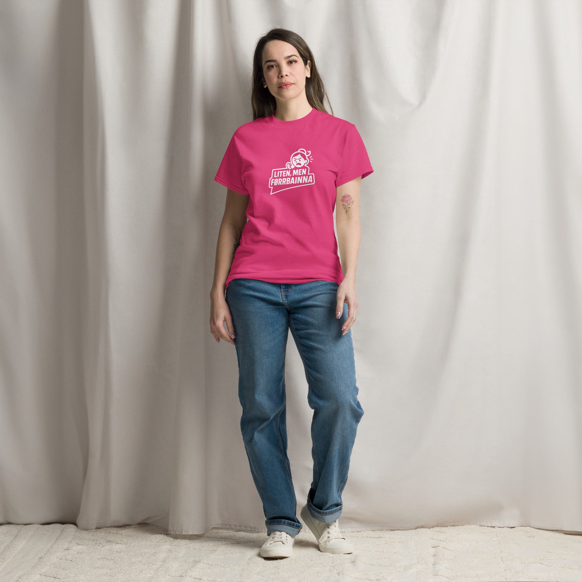 Liten, men førrbainna Unisex T-skjorte - Hubes.no