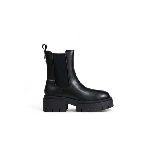 Guess Women Boots- Pris 2087 kr! Kjøp nå betal senere med Klarna hos Hubes.no