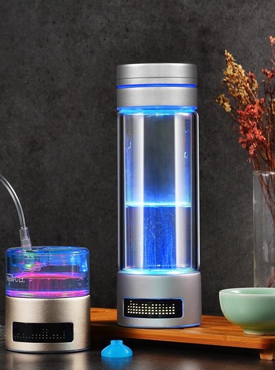 Uno Vita`s Hydrogen (H2) water bottle (up to 9000 ppb)