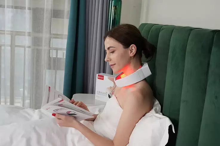 Uno Vita Red & Blue Light Therapy Neck Device