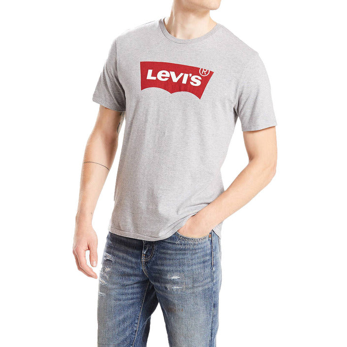 Levi`s T-Skjorte Herre - fra Levi`s - Pris 524.40 kr! Kjøp nå betal senere med Klarna hos Hubes.no