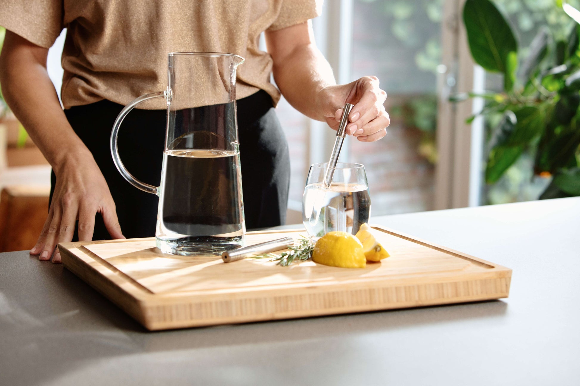 The Analemma Wand (luxury walnut)