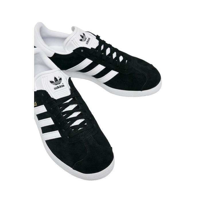 Adidas Women Sneakers - fra Adidas - Pris 1438.20 kr! Kjøp nå betal senere med Klarna hos Hubes.no