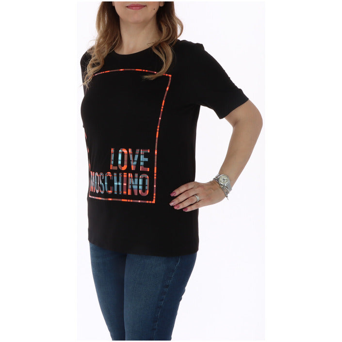 Love Moschino T-Skjorte Dame - fra Love Moschino - Pris 727.32 kr! Kjøp nå betal senere med Klarna hos Hubes.no